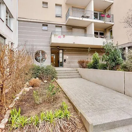Апартаменты With Balcony - Station Area *