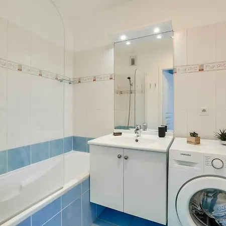 Daire With Balcony - Station Area *